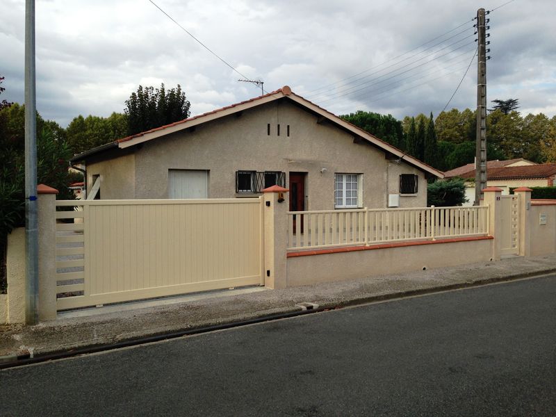 Portail aluminium coulissant